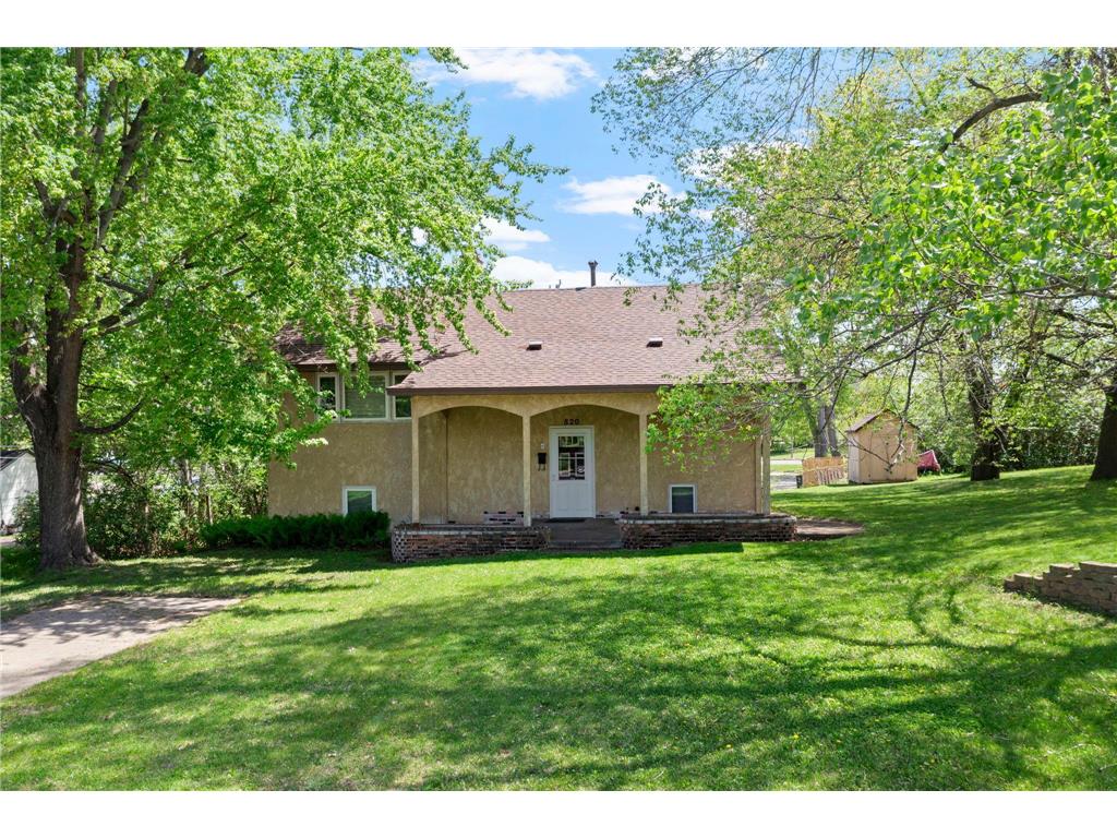 820 Ashland Street S Cambridge MN 55008 7078885 image1
