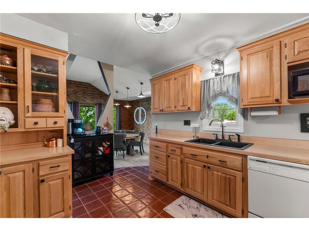 820 Ashland Street S Cambridge MN 55008 7078885 image6