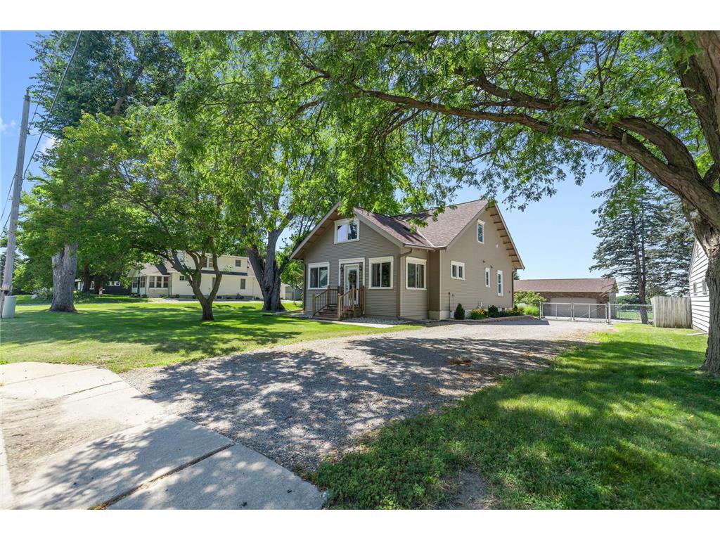 820 Broadway Avenue S Cokato MN 55321 6569266 image1