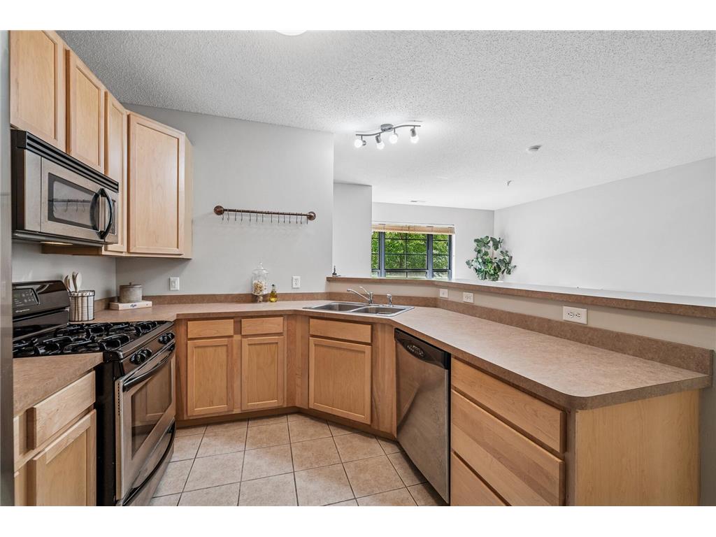 820 Emerald Street #110 Saint Paul MN 55114 7046207 image9