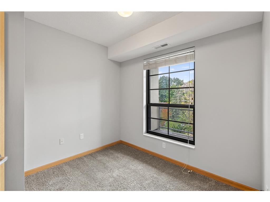 820 Emerald Street #307 Saint Paul MN 55114 6809696 image25