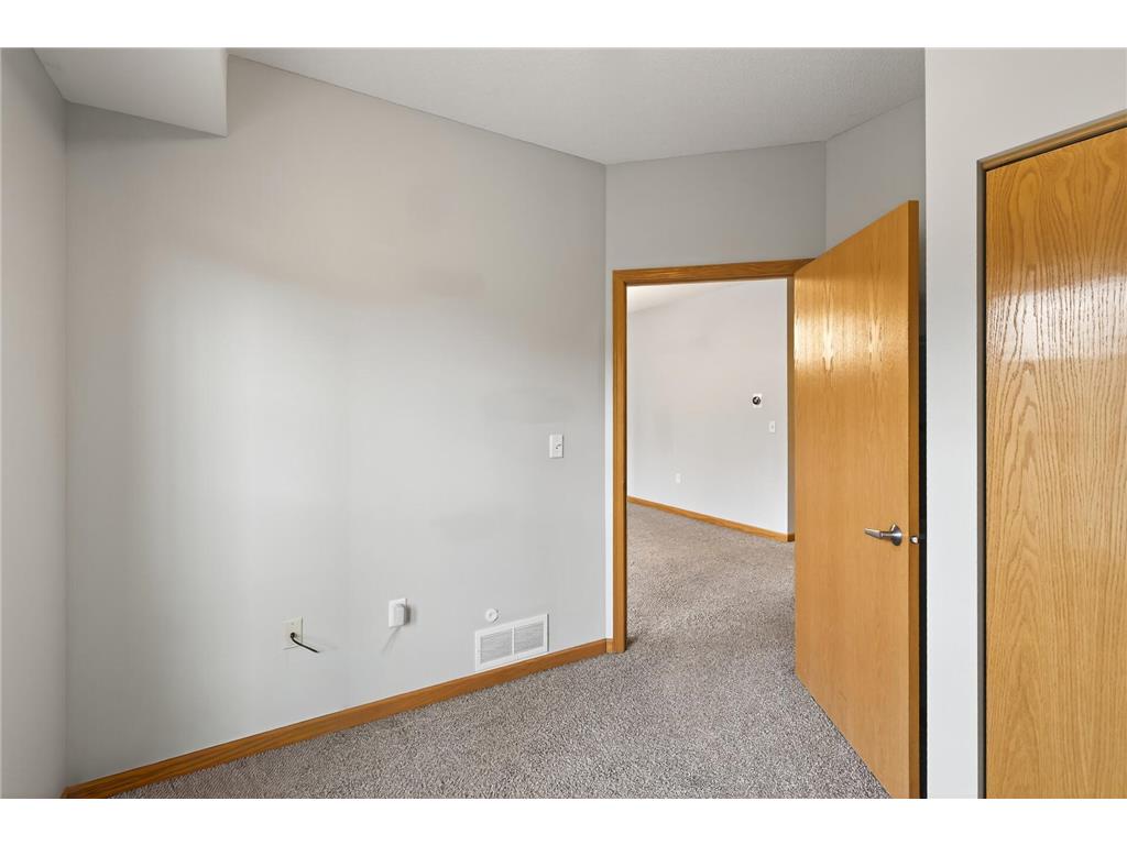 820 Emerald Street #307 Saint Paul MN 55114 6809696 image26