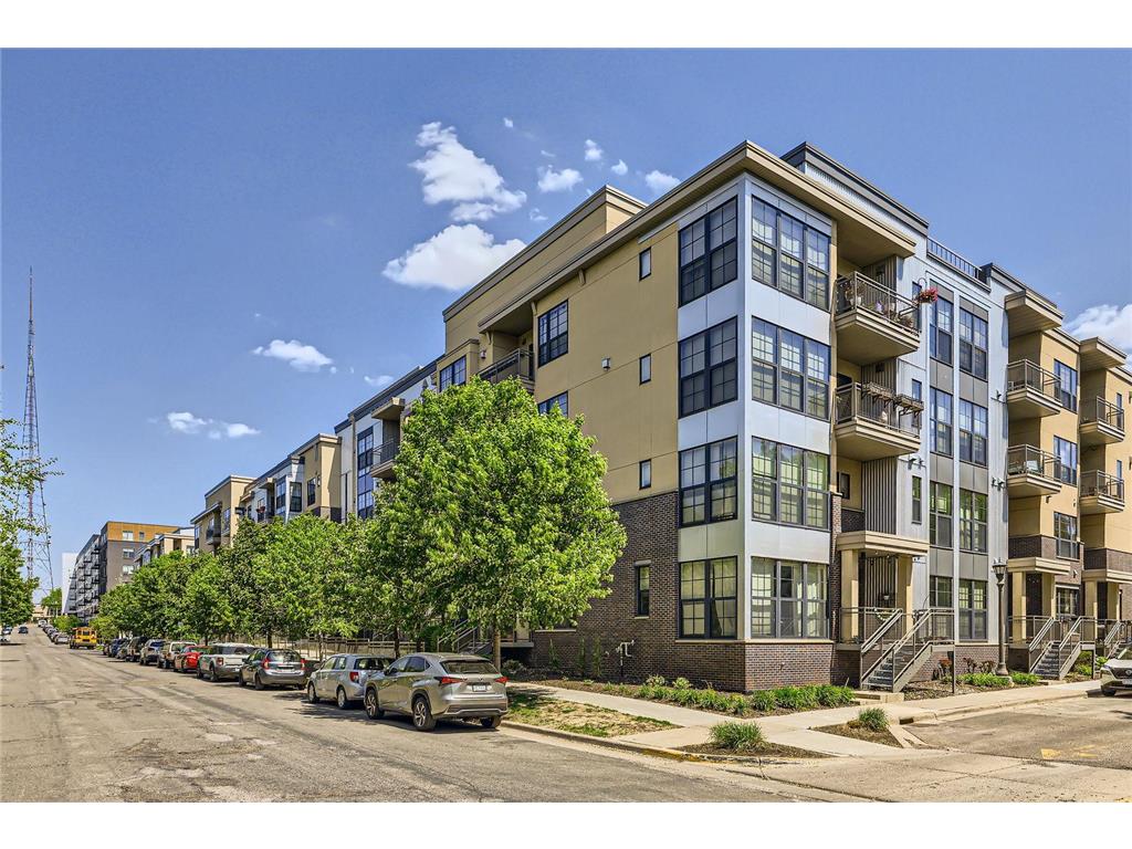 820 Emerald Street #402 Saint Paul MN 55114 7071510 image1