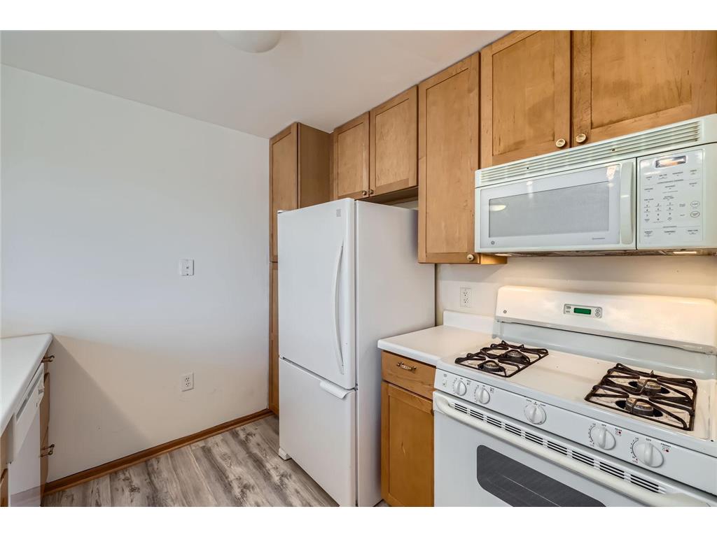 820 Emerald Street #402 Saint Paul MN 55114 7071510 image10