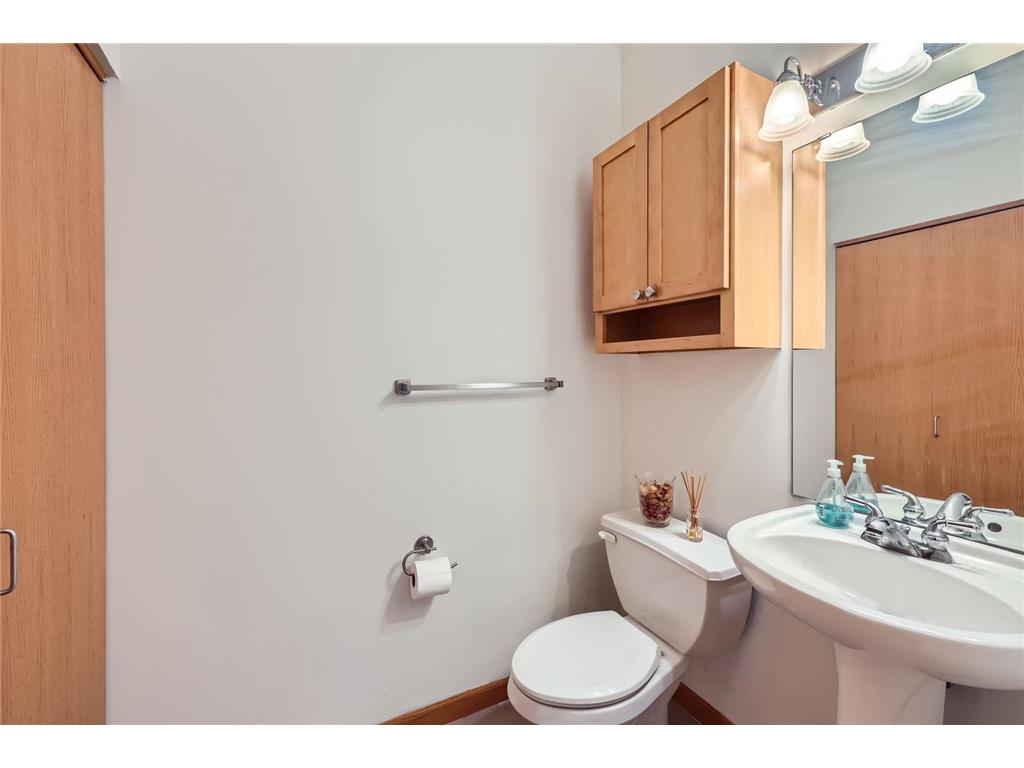 820 Emerald Street #402 Saint Paul MN 55114 7071510 image18