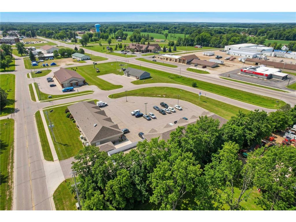 820 Howe Avenue #Building B Mora MN 55051 7014831 image4