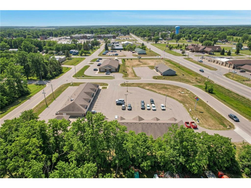 820 Howe Avenue #Building B Mora MN 55051 7014831 image7