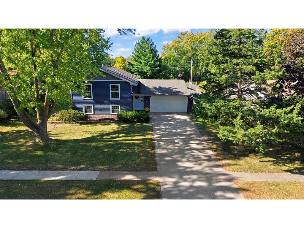 820 Mcintosh Drive Apple Valley MN 55124 6605970 image1