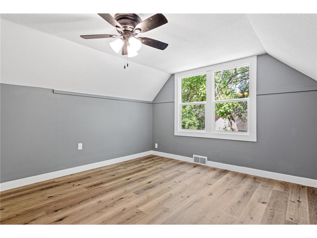 820 Point Douglas Road S Saint Paul MN 55119 - Pigs Eye 7076125 image14