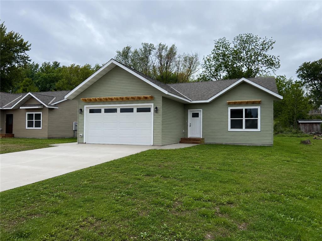 820 Spark Avenue Albert Lea MN 56007 7103170 image1