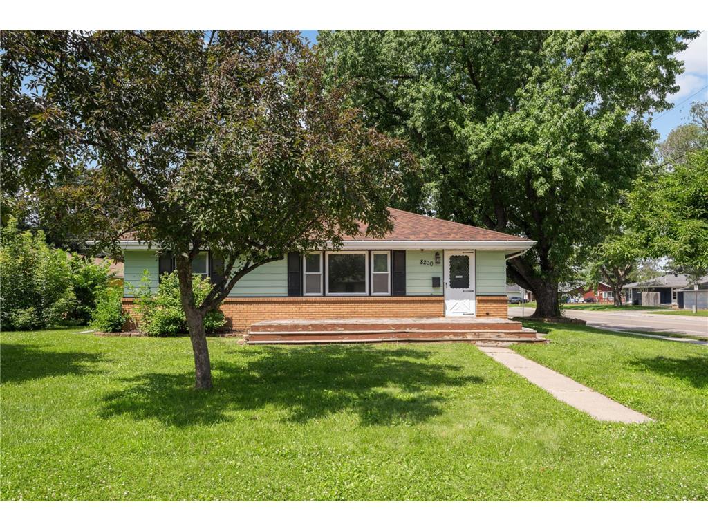 8200 16th Avenue S Bloomington MN 55425 7045141 image1