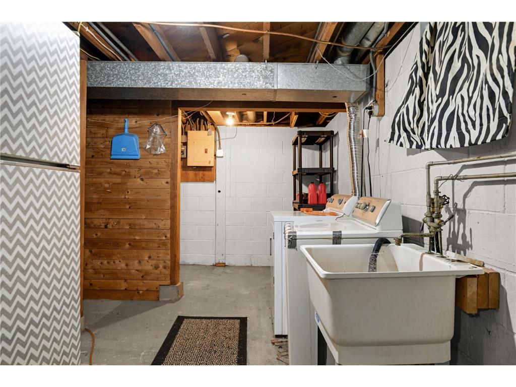 8200 16th Avenue S Bloomington MN 55425 7045141 image24