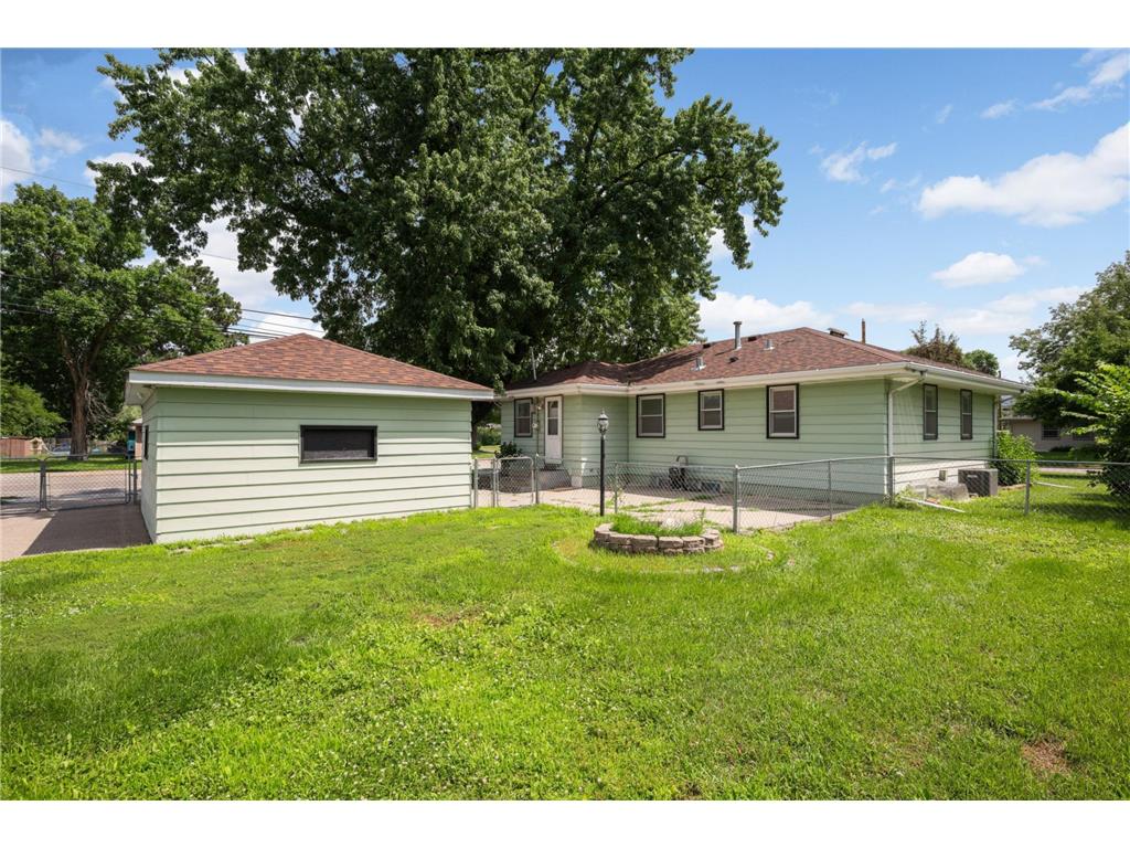 8200 16th Avenue S Bloomington MN 55425 7045141 image25