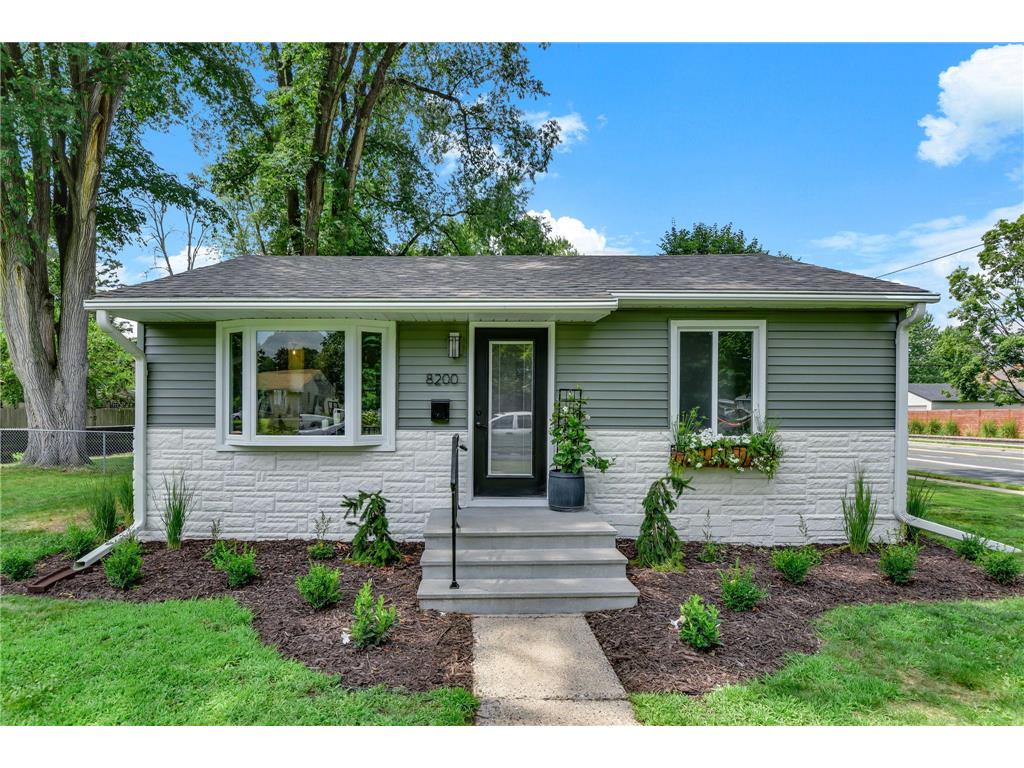 8200 Clinton Avenue S Bloomington MN 55420 7110748 image2