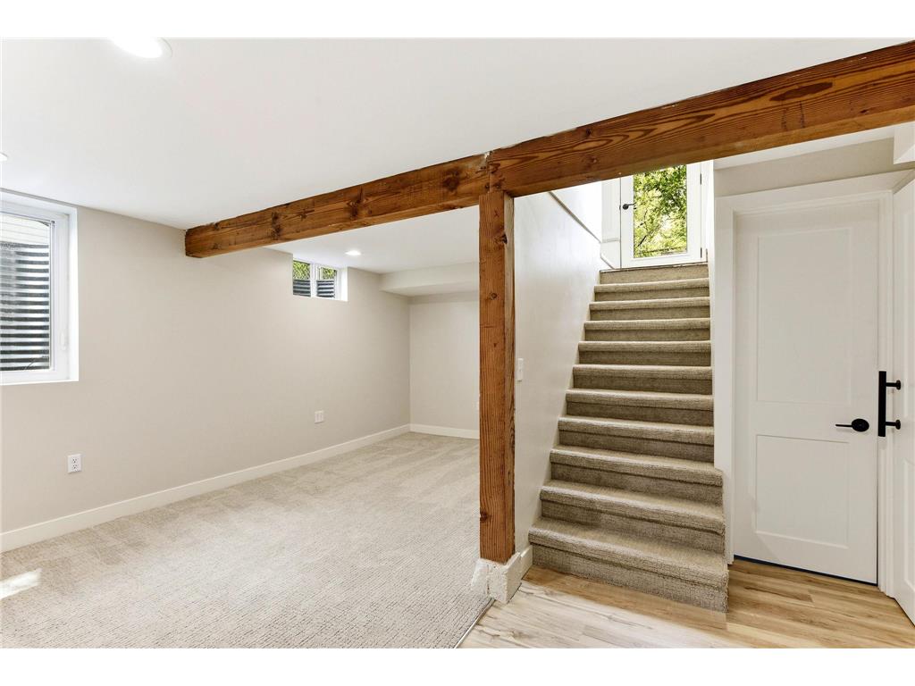 8200 Clinton Avenue S Bloomington MN 55420 7110748 image21