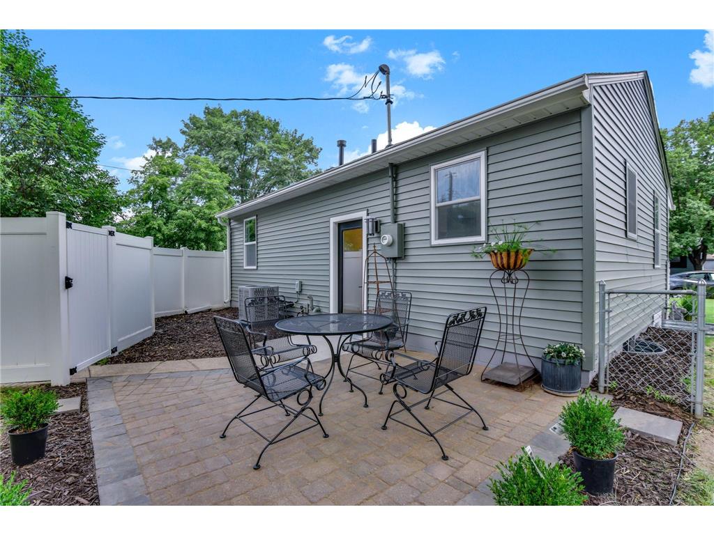 8200 Clinton Avenue S Bloomington MN 55420 7110748 image26