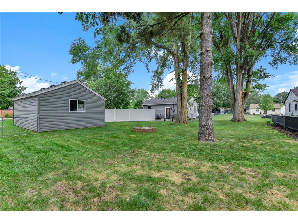 8200 Clinton Avenue S Bloomington MN 55420 7110748 image30
