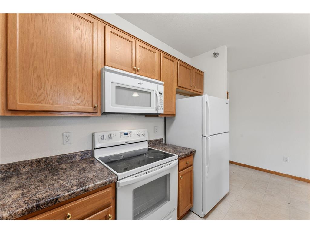 8200 W 33rd Street #302 Saint Louis Park MN 55426 7074174 image11