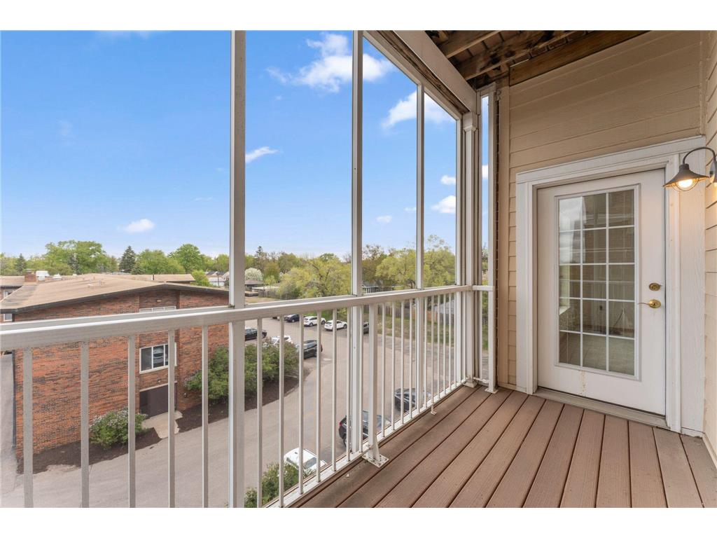 8200 W 33rd Street #302 Saint Louis Park MN 55426 7074174 image24