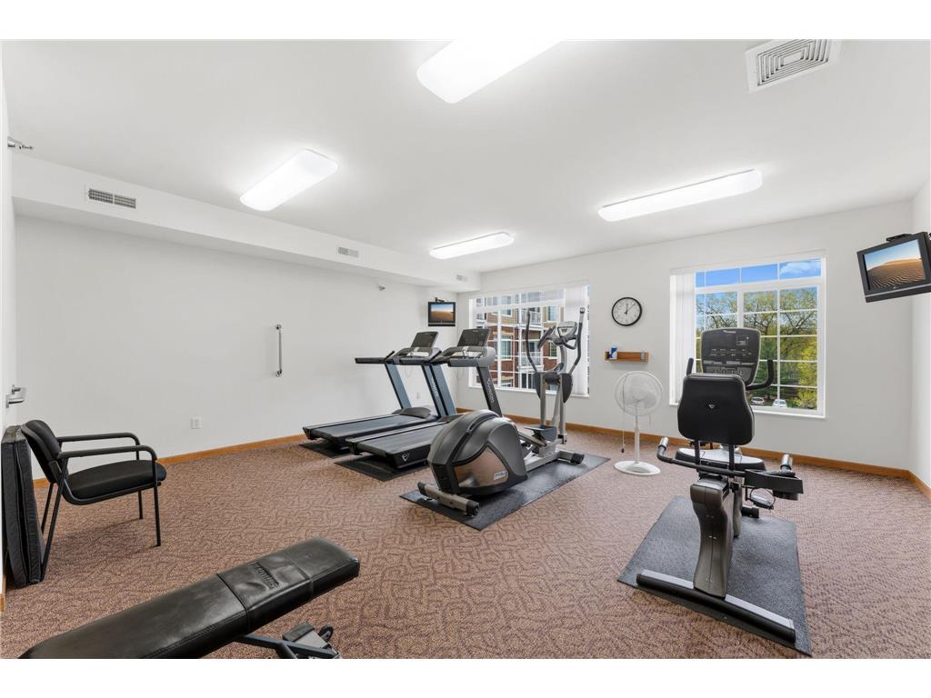 8200 W 33rd Street #302 Saint Louis Park MN 55426 7074174 image36