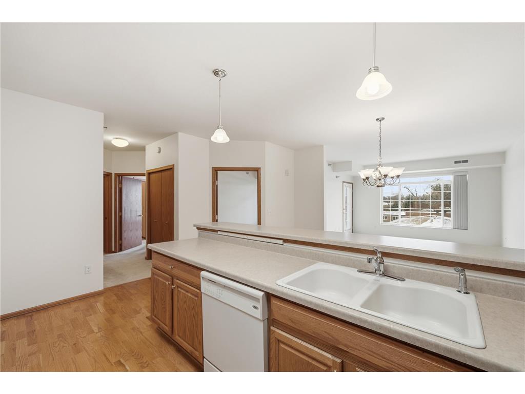 8200 W 33rd Street #310 Saint Louis Park MN 55426 6815962 image4