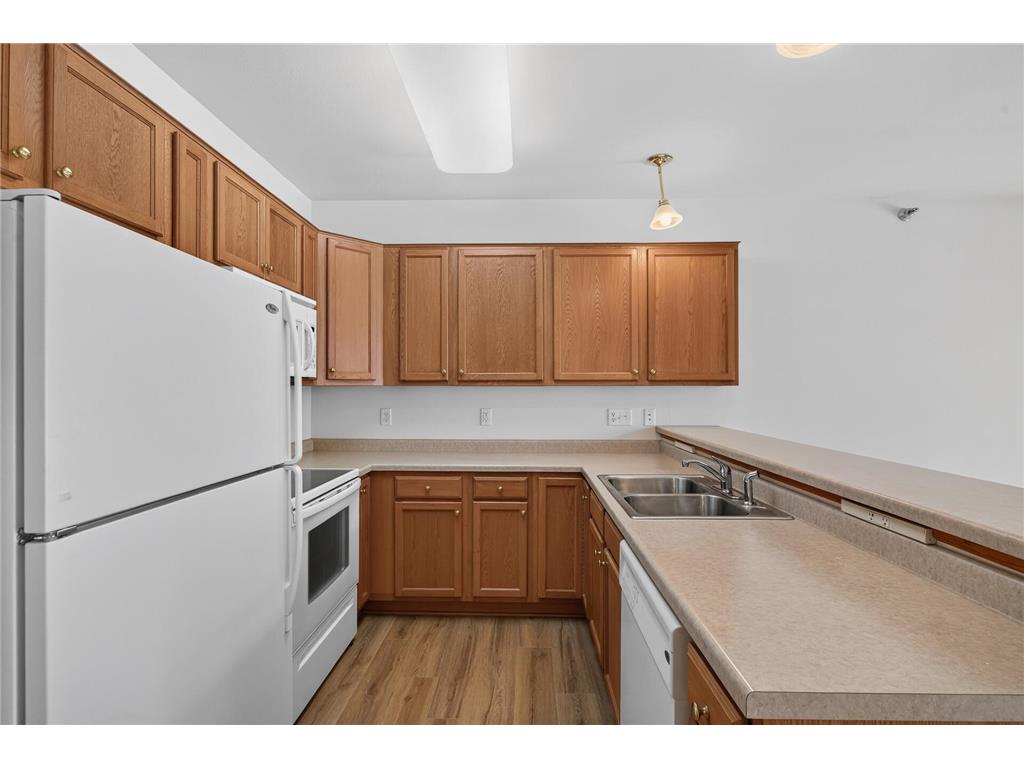 8200 W 33rd Street #323 Saint Louis Park MN 55426 7101230 image13