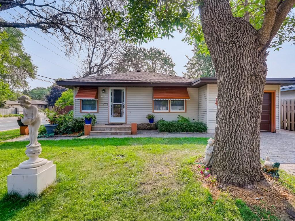 8201 Emerson Avenue S, Bloomington, MN 55420 MLS 6027872 Edina Realty