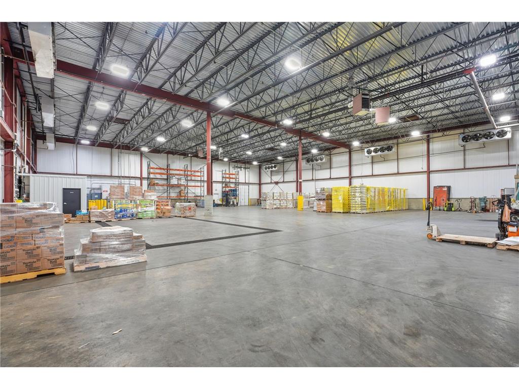 8201 Hickory Street NE Fridley MN 55432 7079280 image25