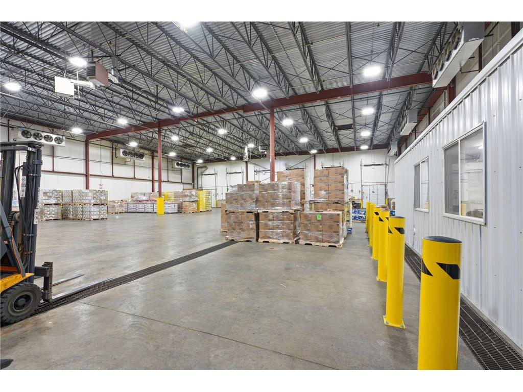 8201 Hickory Street NE Fridley MN 55432 7079280 image32
