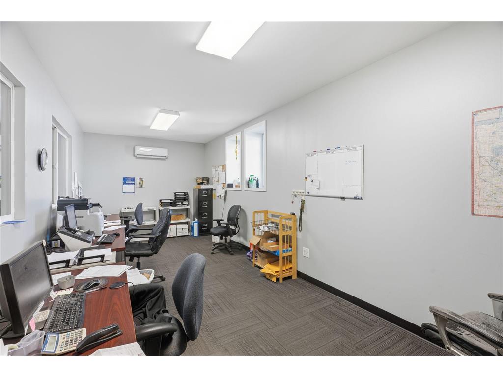 8201 Hickory Street NE Fridley MN 55432 7079280 image44
