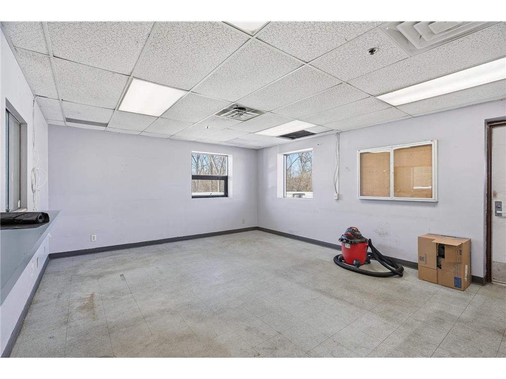 8201 Hickory Street NE Fridley MN 55432 7079280 image61