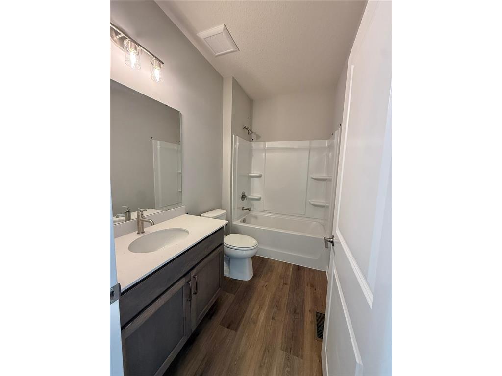 8204 Haywood Drive Lino Lakes MN 55014 7091298 image4