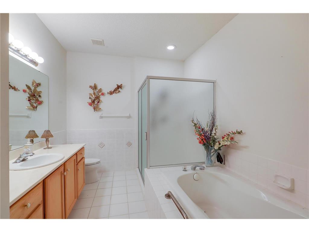 8207 Norman Creek Trail Bloomington MN 55437 6722428 image12