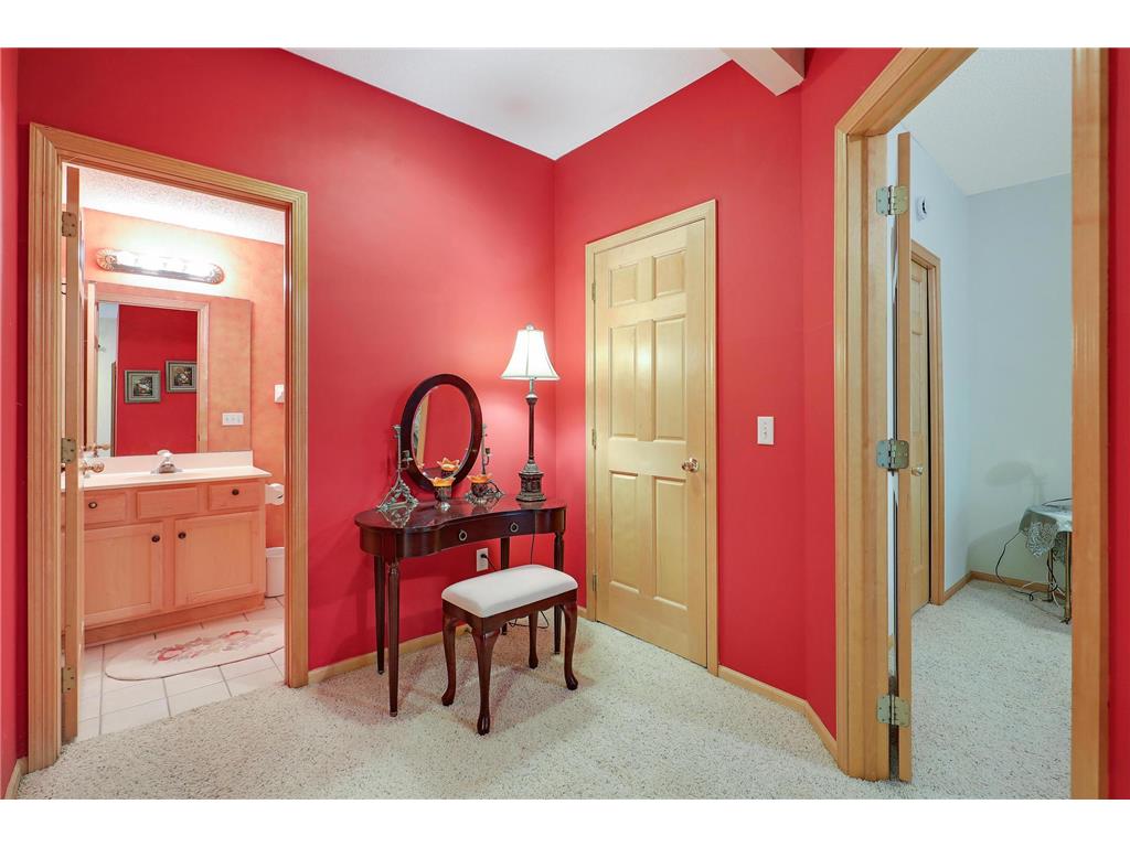 8207 Norman Creek Trail Bloomington MN 55437 6722428 image20