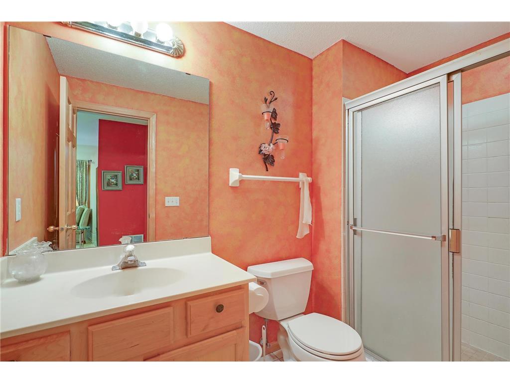 8207 Norman Creek Trail Bloomington MN 55437 6722428 image21