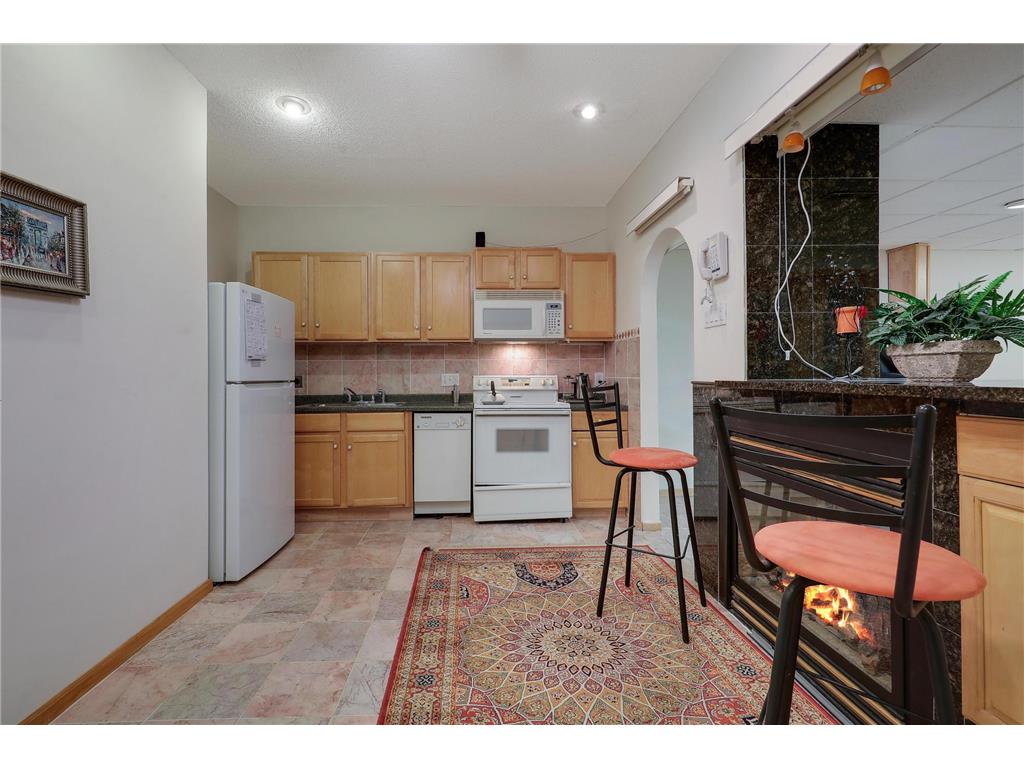 8207 Norman Creek Trail Bloomington MN 55437 6722428 image25