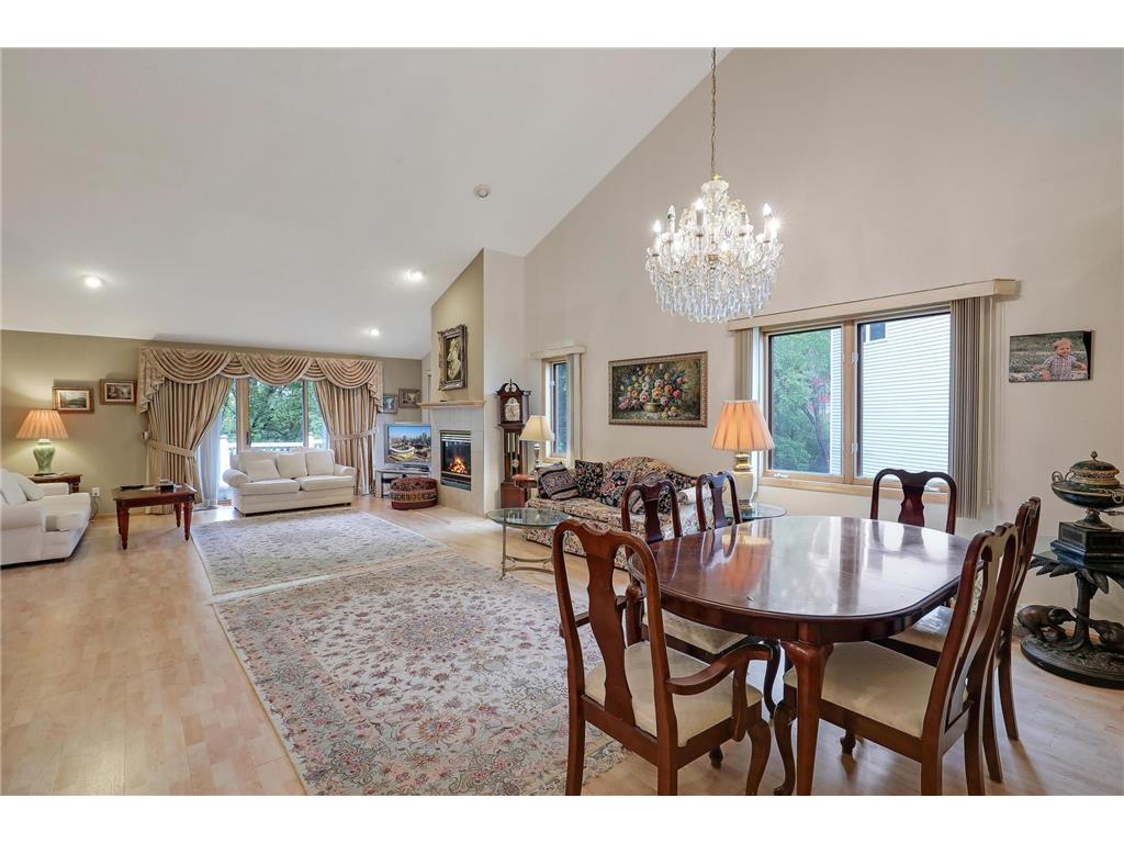 8207 Norman Creek Trail Bloomington MN 55437 6722428 image4