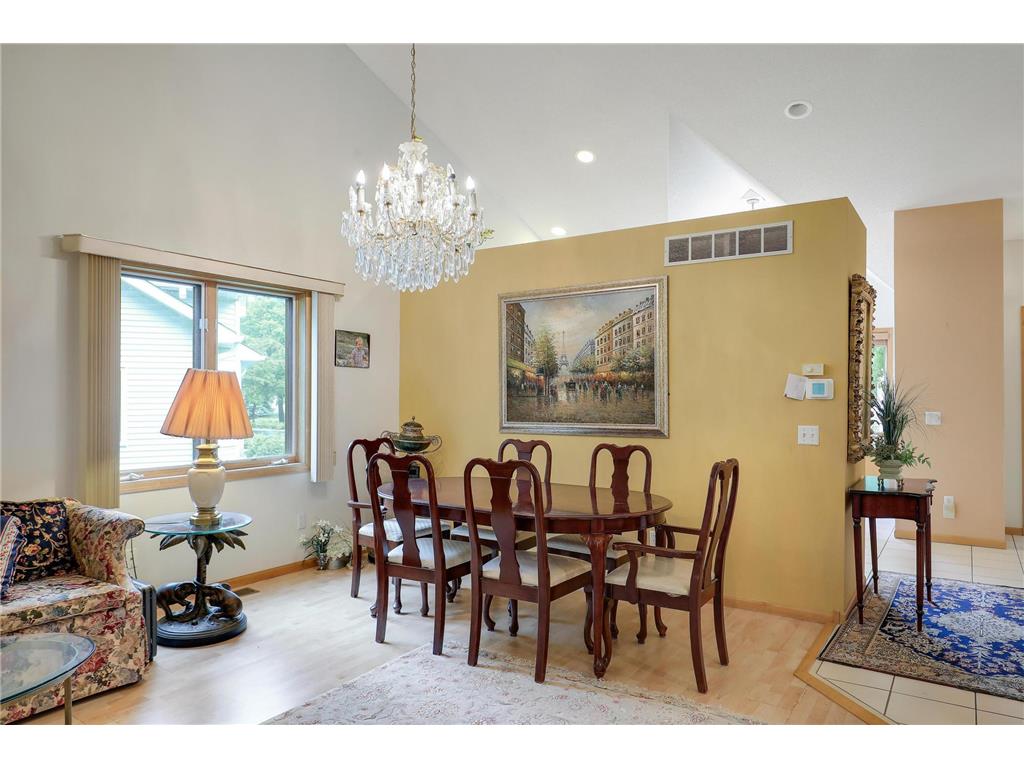 8207 Norman Creek Trail Bloomington MN 55437 6722428 image6