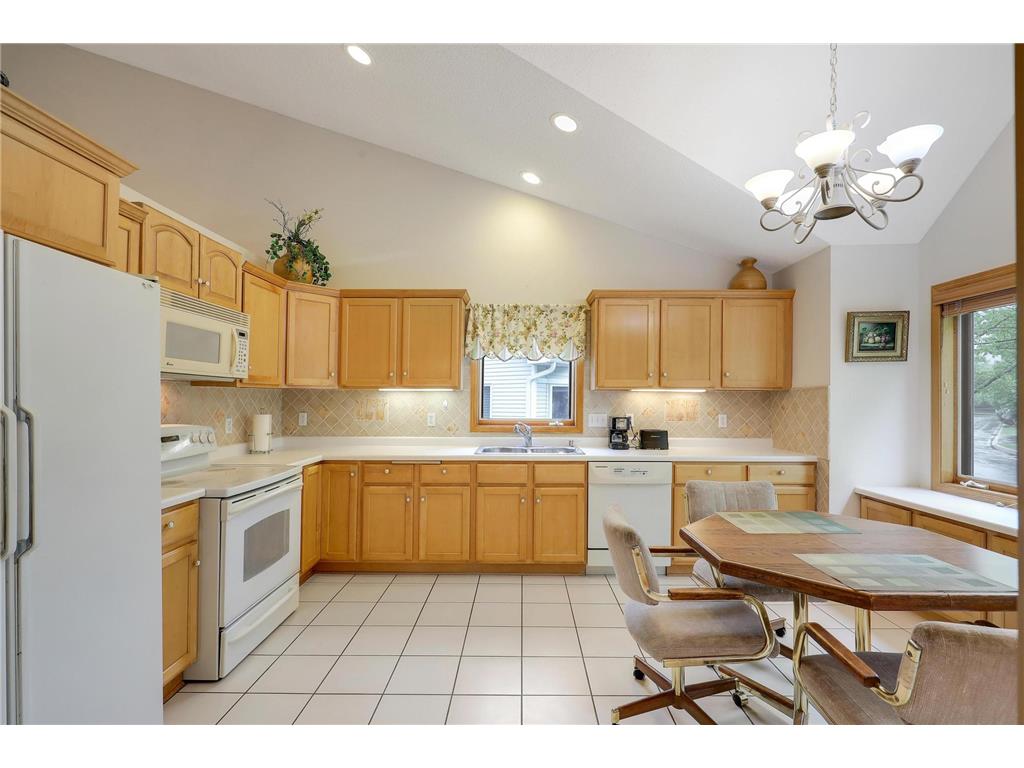 8207 Norman Creek Trail Bloomington MN 55437 6722428 image7