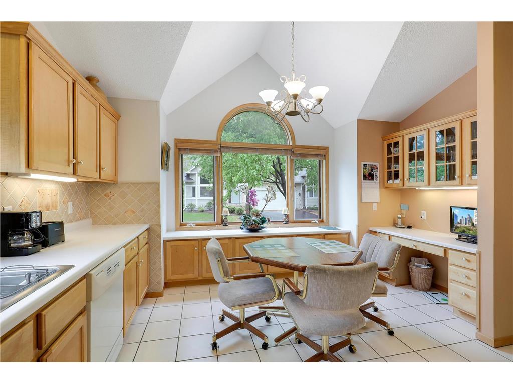 8207 Norman Creek Trail Bloomington MN 55437 6722428 image9