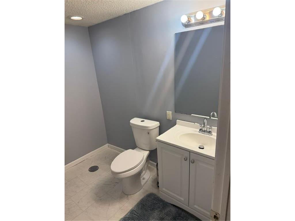 8208 Halifax Court N Brooklyn Park MN 55443 6744240 image26