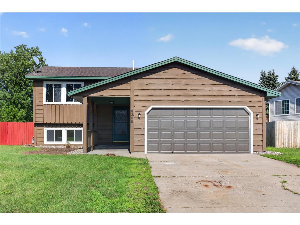 8208 Irving Avenue N Brooklyn Park MN 55444 7103395 image1