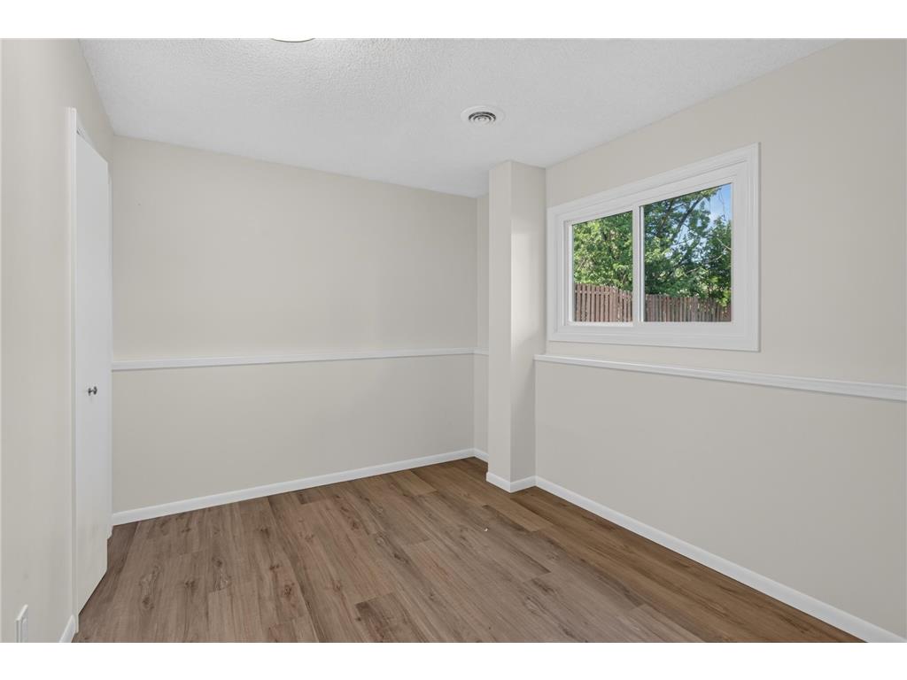 8208 Irving Avenue N Brooklyn Park MN 55444 7103395 image21