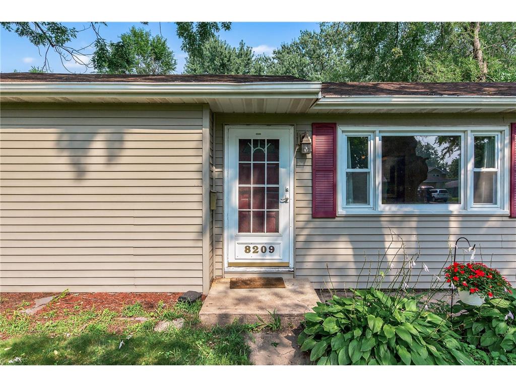 8209 11th Avenue S Bloomington MN 55420 6769406 image3