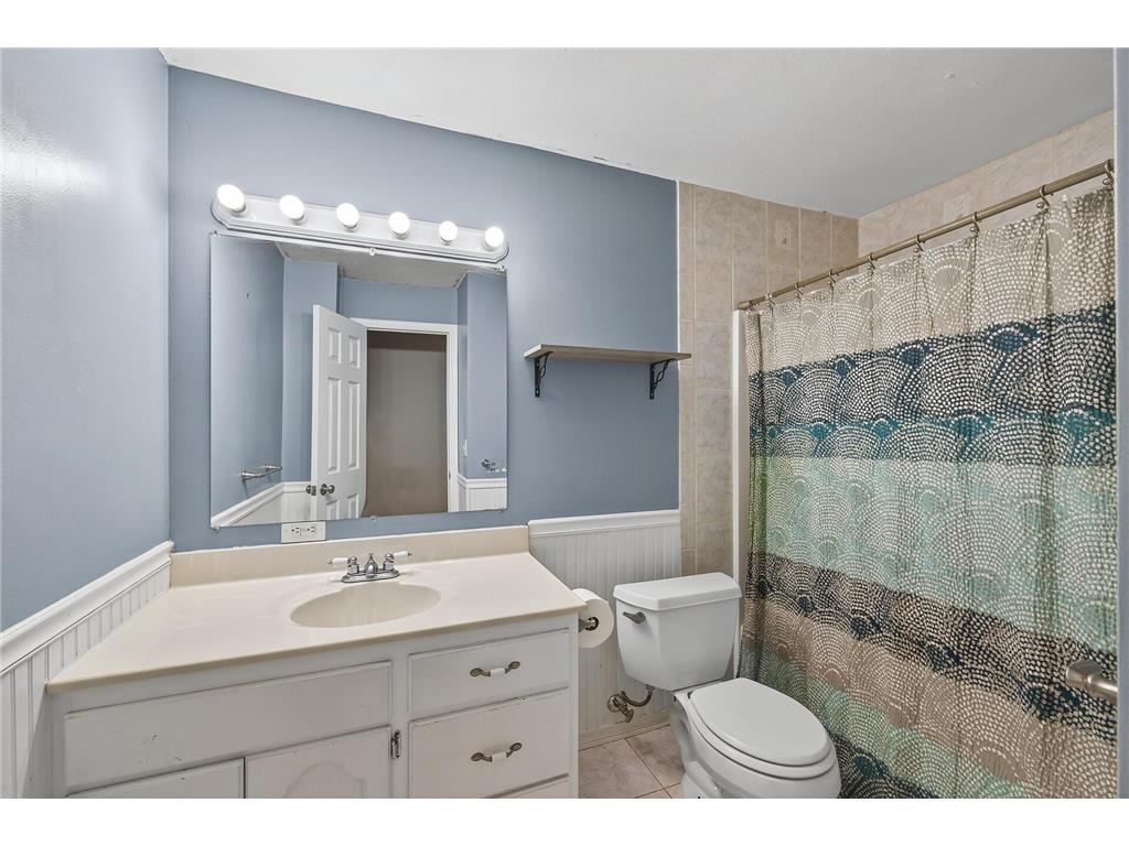 8209 11th Avenue S Bloomington MN 55420 6769406 image31