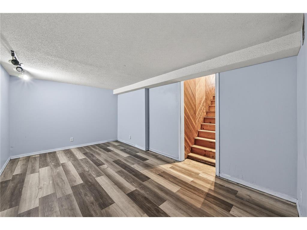 8209 11th Avenue S Bloomington MN 55420 6769406 image32