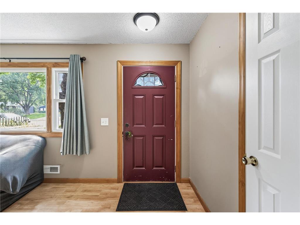 8209 11th Avenue S Bloomington MN 55420 6769406 image4