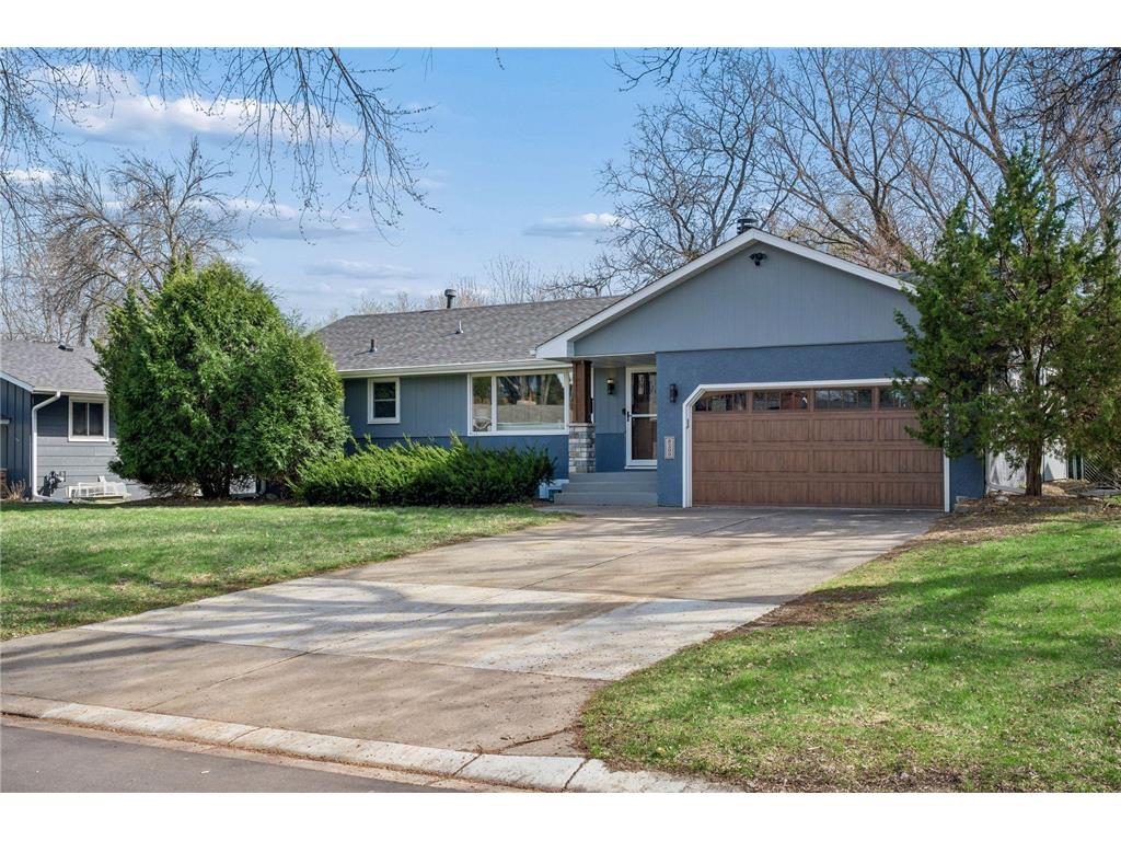 8209 38th Avenue N New Hope MN 55427 7056349 image1
