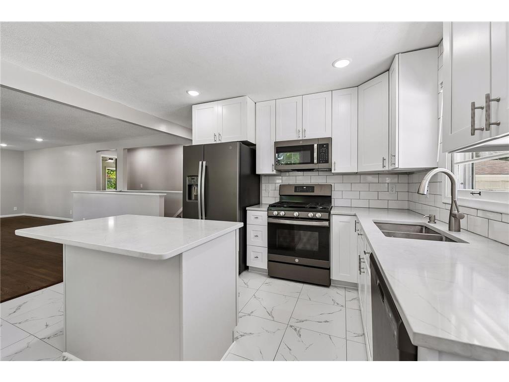 8209 Beard Road Bloomington MN 55431 7104146 image13