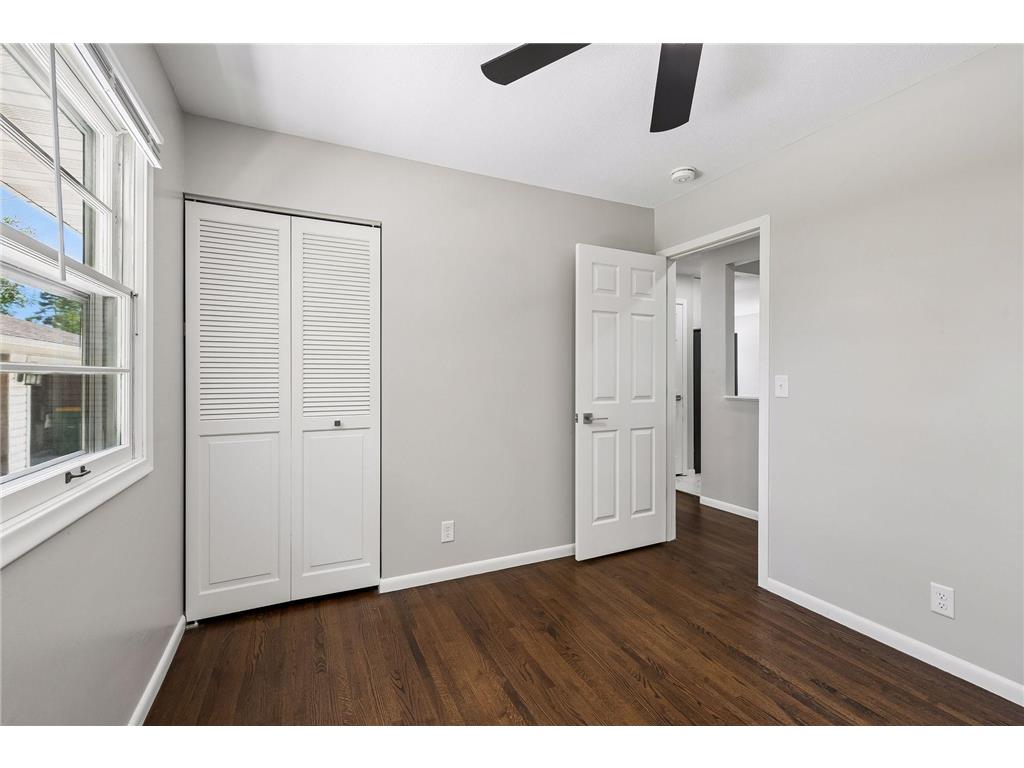 8209 Beard Road Bloomington MN 55431 7104146 image18
